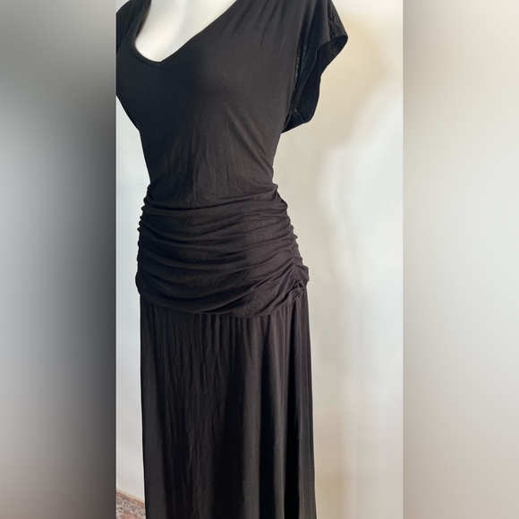 Torrid Jersey Shirred Maxi Dress Soft Stretch Boho Minimal Dropped Waist Size 1 - Picture 5 of 8